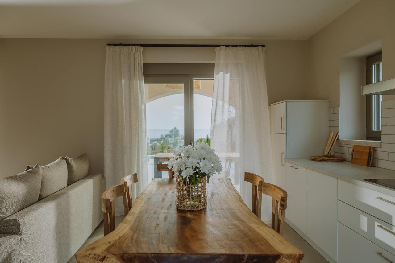 Nama Seaside Villas Paralia Kanaliou Exteriér fotografie